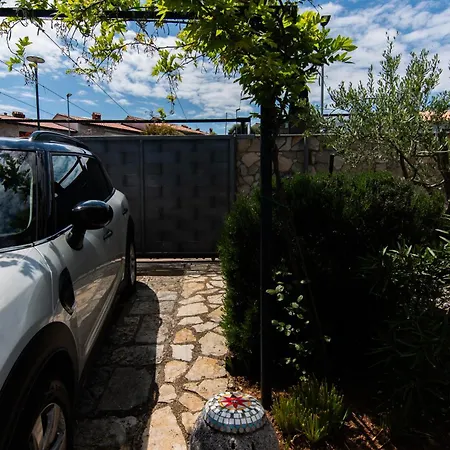 Beachfront House Sanja Vakantiehuis