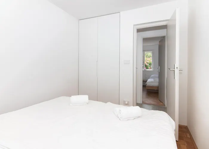 Beachfront House Sanja