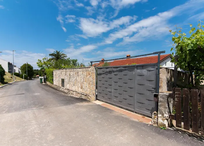 Beachfront House Sanja Vakantiehuis